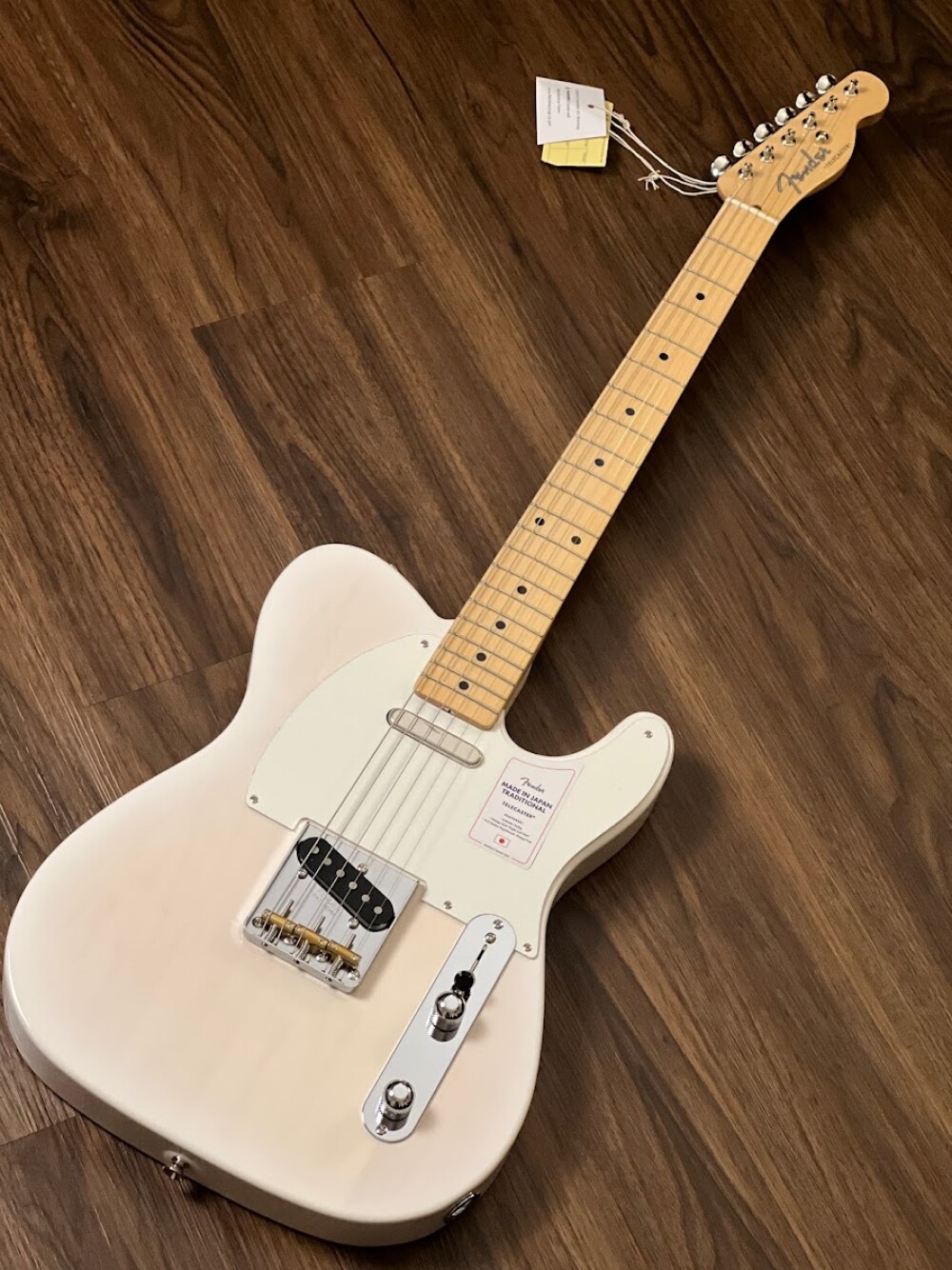 Fender Japan Traditional II 50s Telecaster with Maple FB in White